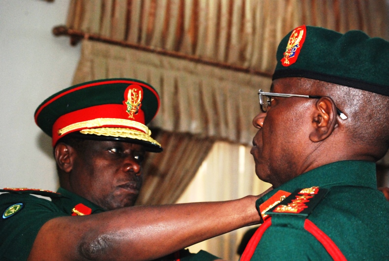 Mkuu wa Majeshi awavisha vyeo Maafisa Wakuu 